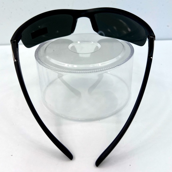 IZOD POLARIZED, MIRROR LENSES, POLARIZED, 100%UV PROTECTION, WRAP AROUND GLASSES - Picture 3 of 15